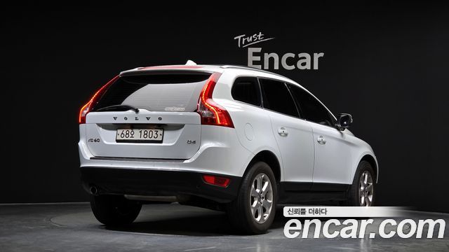 Volvo XC60 D4 1st 2013 — фото 2
