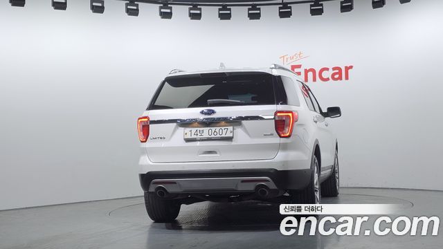 Ford Explorer 2.3 Limited 4WD 5th 2016 — фото 4