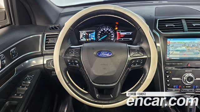 Ford Explorer 2.3 Limited 4WD 5th 2016 — фото 13