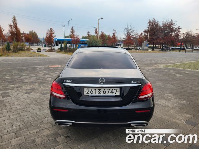 Mercedes-Benz E-Class (W213) E300 4MATIC Exclusive 2020 — фото 4