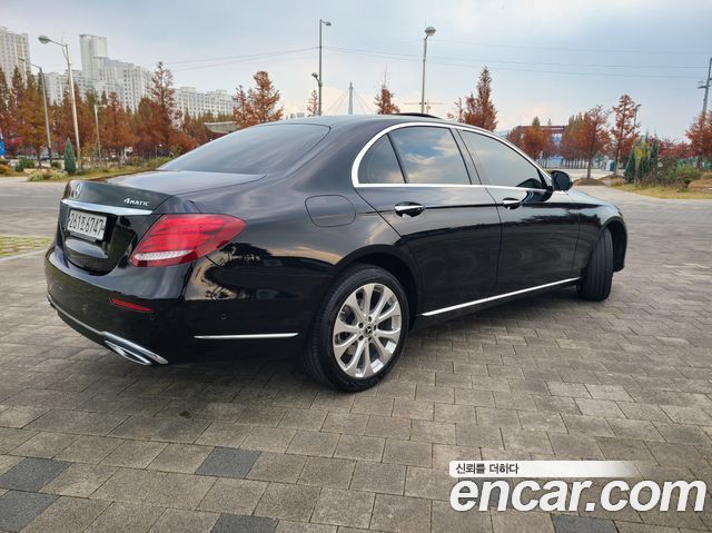 Mercedes-Benz E-Class (W213) E300 4MATIC Exclusive 2020 — фото 5