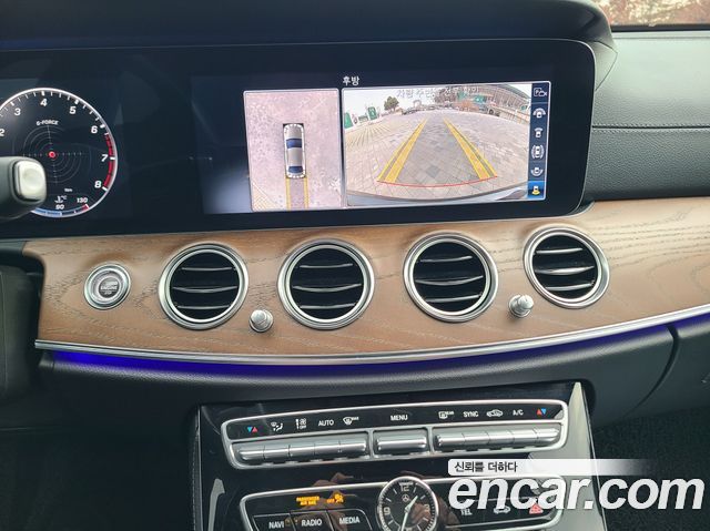 Mercedes-Benz E-Class (W213) E300 4MATIC Exclusive 2020 — фото 10