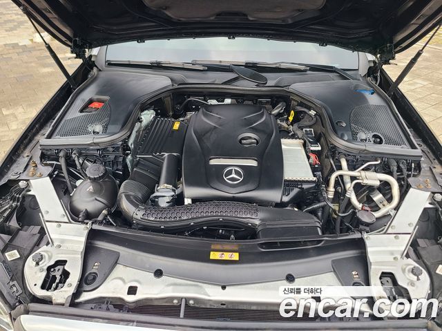 Mercedes-Benz E-Class (W213) E300 4MATIC Exclusive 2020 — фото 22