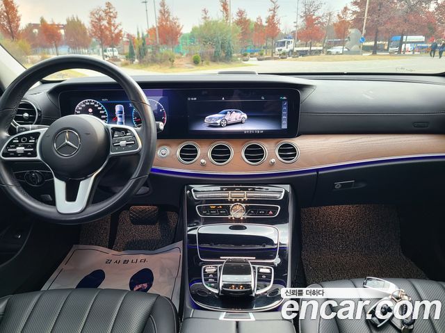 Mercedes-Benz E-Class (W213) E300 4MATIC Exclusive 2020 — фото 23