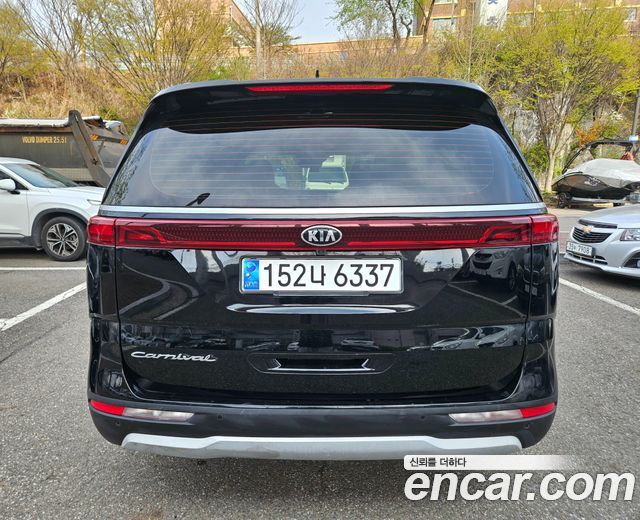 Kia Carnival (IV) Diesel 9-Seater Prestige 2021 — фото 3