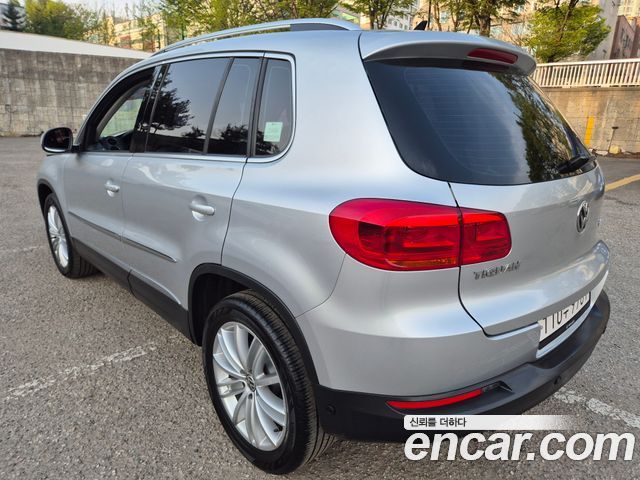 Volkswagen Tiguan 2.0 TDI  Premium 5N 2014 — фото 4