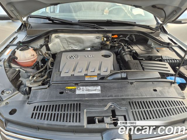 Volkswagen Tiguan 2.0 TDI  Premium 5N 2014 — фото 18