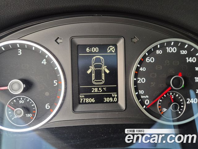 Volkswagen Tiguan 2.0 TDI  Premium 5N 2014 — фото 21