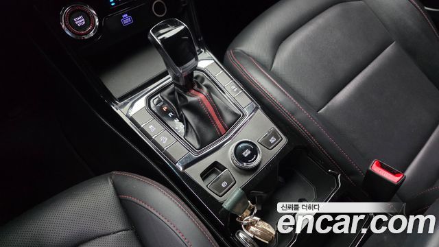 KG Mobility (SsangYong) Beautiful Korando Gasoline 1.5 2WD R-Plus 2022 — фото 9