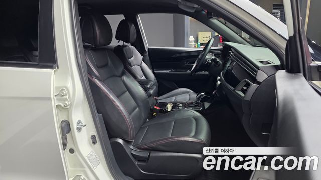KG Mobility (SsangYong) Beautiful Korando Gasoline 1.5 2WD R-Plus 2022 — фото 11
