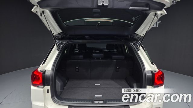 KG Mobility (SsangYong) Beautiful Korando Gasoline 1.5 2WD R-Plus 2022 — фото 20