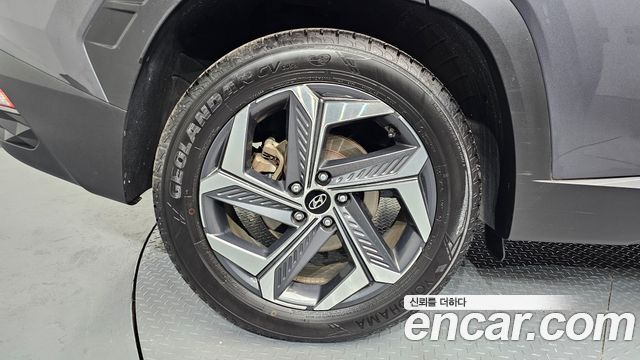 Hyundai Tucson (NX4) Gasoline 1.6 Turbo 4WD Inspiration 2021 — фото 5
