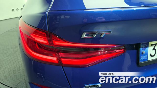 BMW 6 Series GT (G32) 620d xDrive M Sport 2021 — фото 23