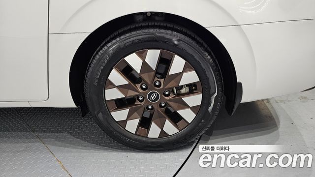 Hyundai Staria 2WD Camping Car Prestige Camper 4Seater 2024 — фото 21