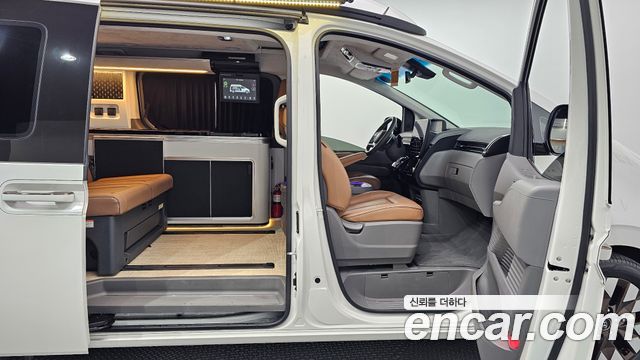 Hyundai Staria 2WD Camping Car Prestige Camper 4Seater 2024 — фото 26