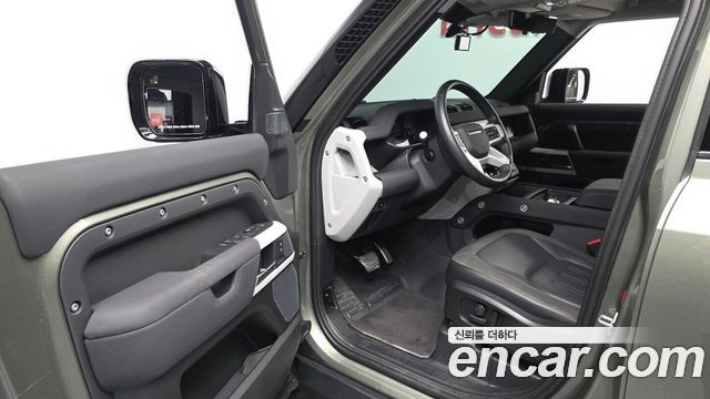 Land Rover Defender (L663) 110 D240 SE 2020 — фото 10