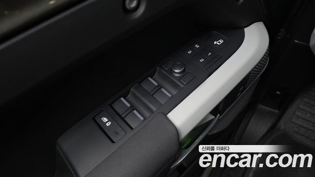 Land Rover Defender (L663) 110 D240 SE 2020 — фото 33