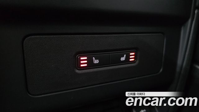 Land Rover Defender (L663) 110 D240 SE 2020 — фото 39