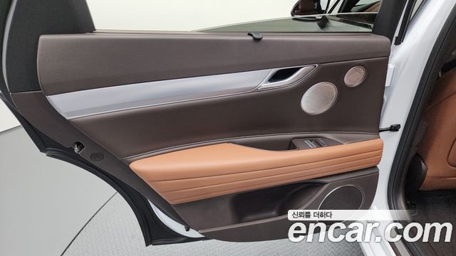 Genesis G80 (RG3) Gasoline 2.5 Turbo AWD 2023 — фото 25