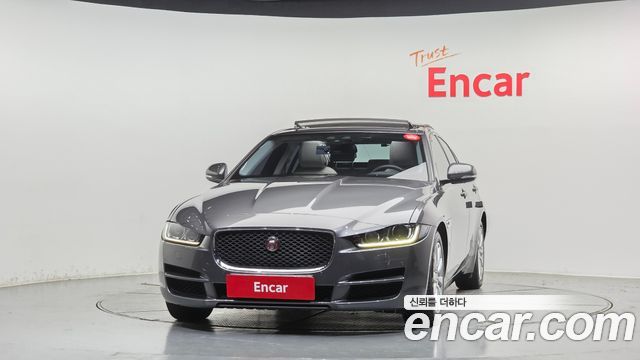 Jaguar XE 20d Prestige 2016 — фото 3
