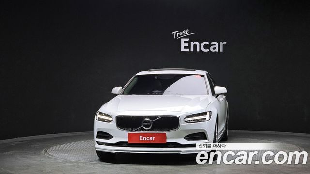 Volvo S90 D4 Momentum 2017 — фото 3