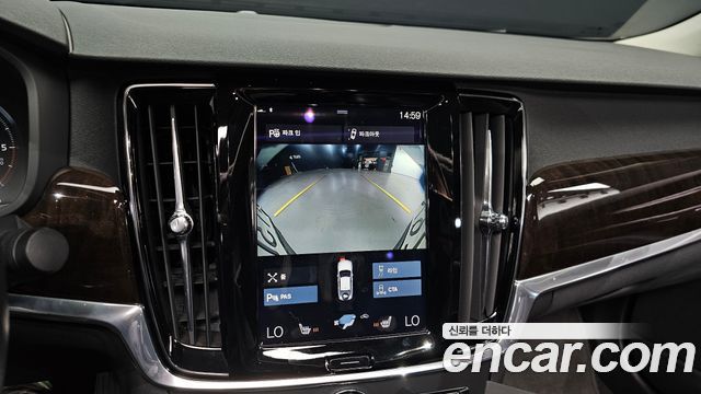 Volvo S90 D4 Momentum 2017 — фото 14