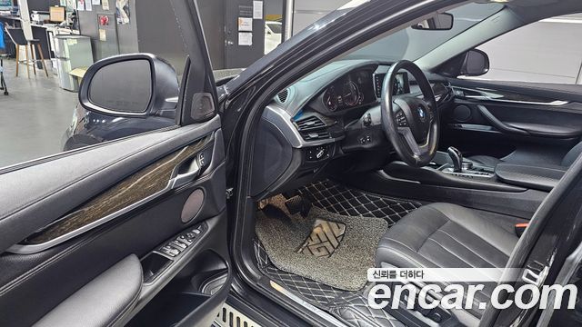 BMW X6 (F16) xDrive 30d 2018 — фото 10