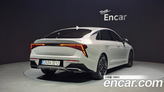 Kia K5 (III) 1.6 Turbo Signature 2024 — фото 2