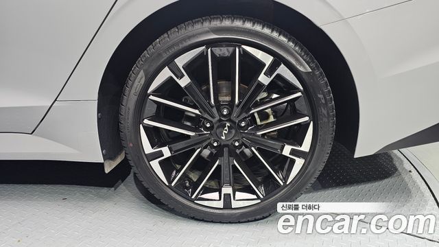 Kia K5 (III) 1.6 Turbo Signature 2024 — фото 21