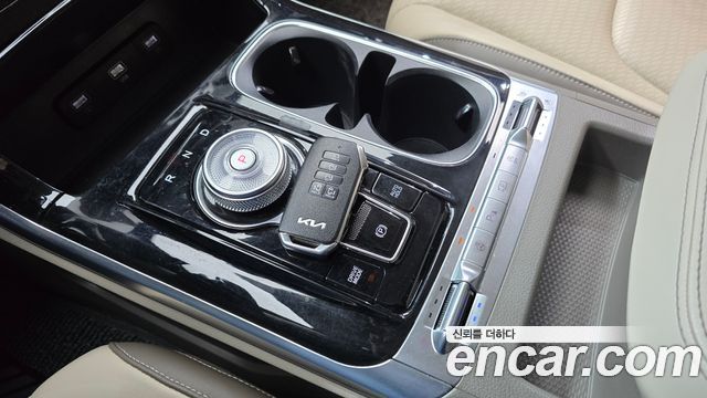 Kia Carnival (IV) Diesel 9-Seater Signature 2023 — фото 9