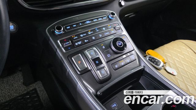 Hyundai Santa Fe HEV 1.6 2WD Prestige 2023 — фото 9