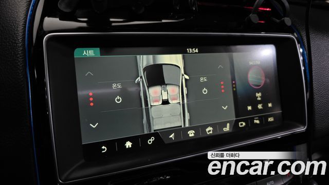 Jaguar F-PACE 20d Prestige 2018 — фото 13