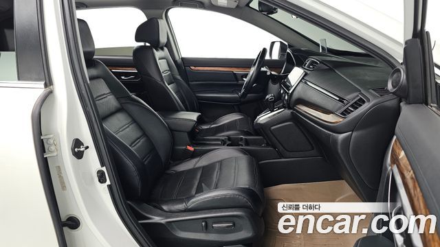 Honda CR-V (V) 1.5 Touring 4WD 2017 — фото 11