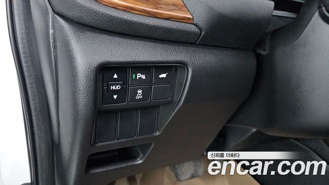 Honda CR-V (V) 1.5 Touring 4WD 2017 — фото 19