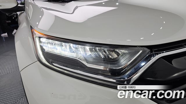 Honda CR-V (V) 1.5 Touring 4WD 2017 — фото 22