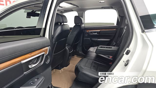 Honda CR-V (V) 1.5 Touring 4WD 2017 — фото 26