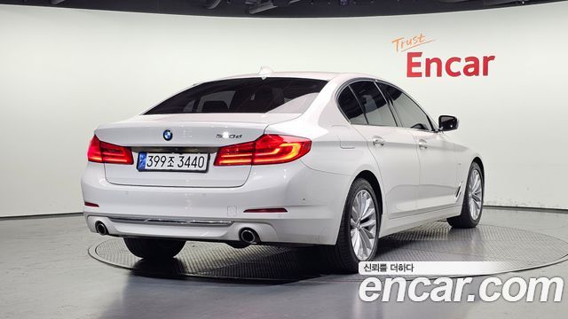 BMW 5 Series (G30) 520d Luxury Plus 2018 — фото 2