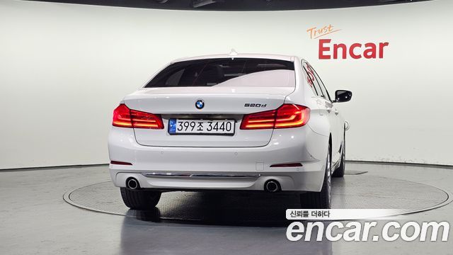BMW 5 Series (G30) 520d Luxury Plus 2018 — фото 4