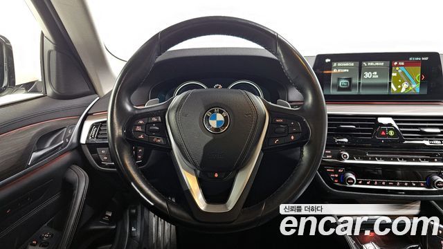 BMW 5 Series (G30) 520d Luxury Plus 2018 — фото 12