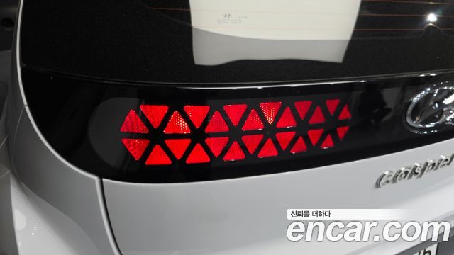 Hyundai Casper The Essential Light 2024 — фото 23