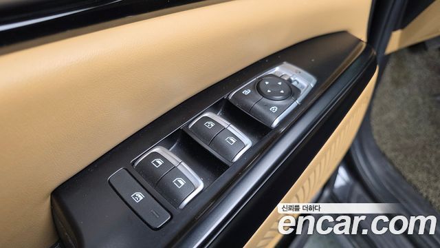 Kia Carnival (IV) Diesel 9-Seater Prestige 2021 — фото 12