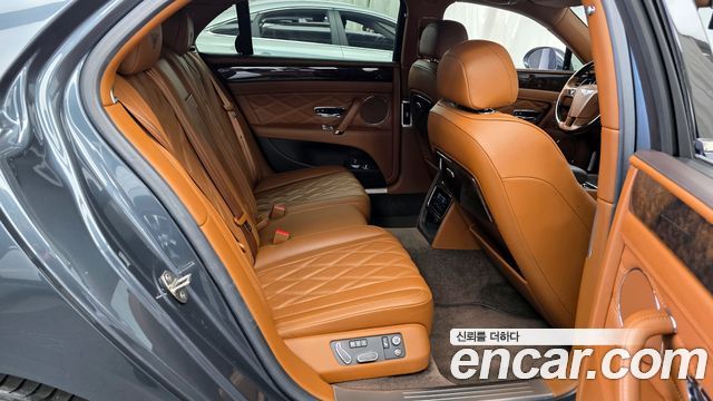 Bentley Flying Spur (II) 6.0 2015 — фото 12
