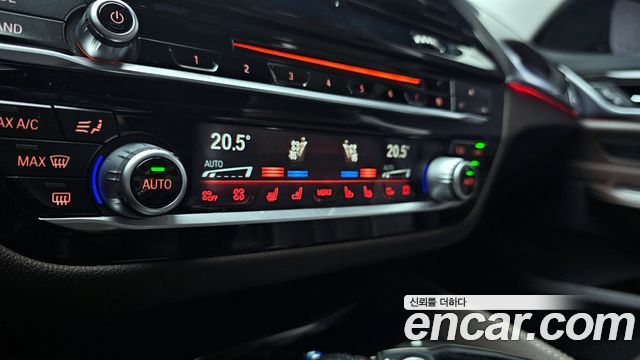 BMW 6 Series GT (G32) 620d xDrive Luxury 2019 — фото 31