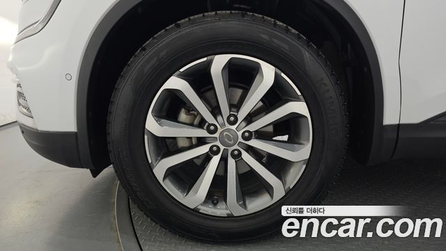 Renault Korea QM6 2.0 LPe LE Signature 2WD 2022 — фото 5
