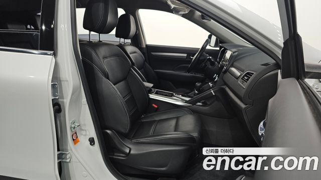Renault Korea QM6 2.0 LPe LE Signature 2WD 2022 — фото 10