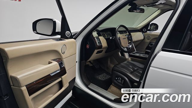 Land Rover Range Rover (IV) 4.4 SDV8 Vogue SE DIESEL 2016 — фото 10
