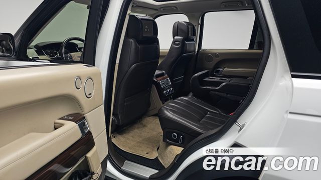 Land Rover Range Rover (IV) 4.4 SDV8 Vogue SE DIESEL 2016 — фото 11