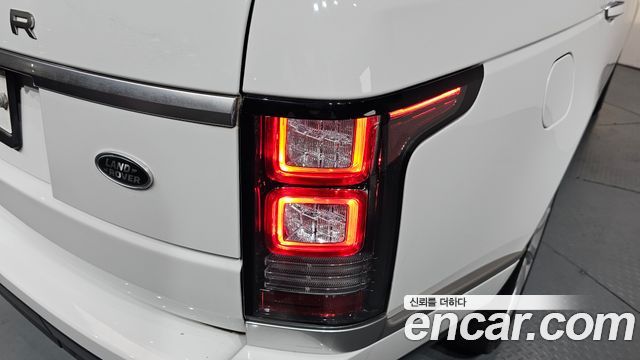 Land Rover Range Rover (IV) 4.4 SDV8 Vogue SE DIESEL 2016 — фото 23