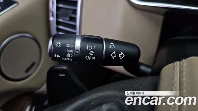 Land Rover Range Rover (IV) 4.4 SDV8 Vogue SE DIESEL 2016 — фото 36