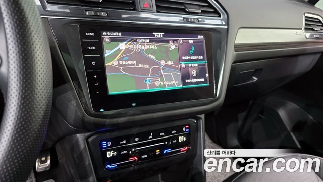 Volkswagen Tiguan Allspace 2.0 TSI Prestige 2023 — фото 15